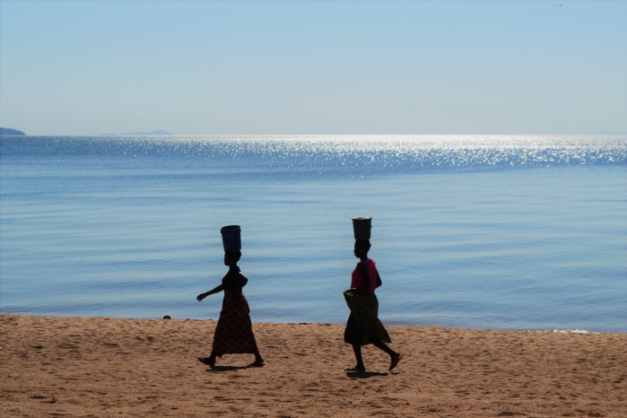 Mujeres lago Malaui