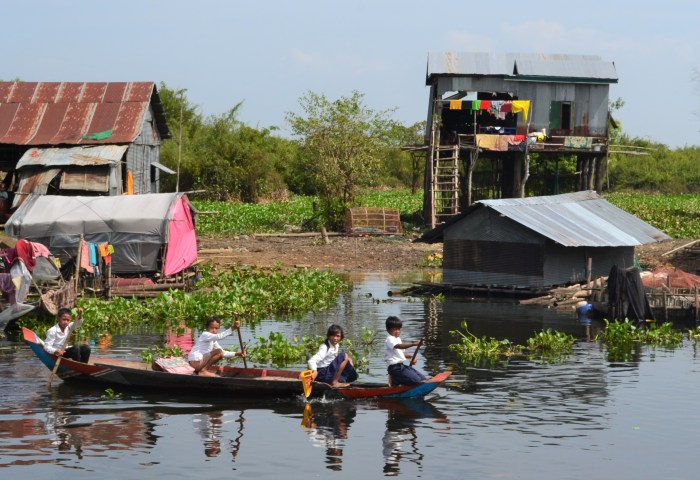 barco de Siem Riap a Battambang
