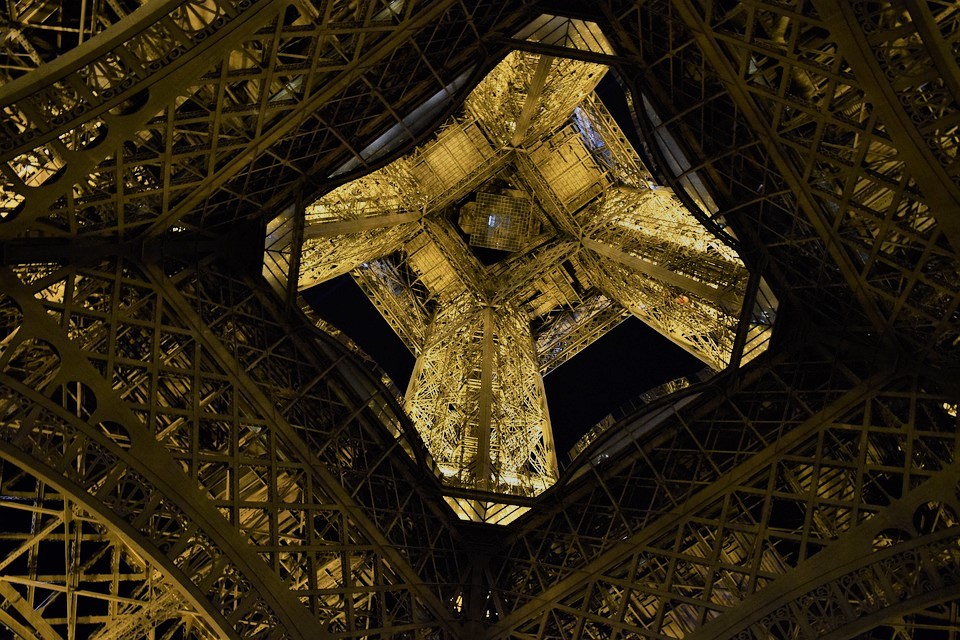 eiffel visitar torre